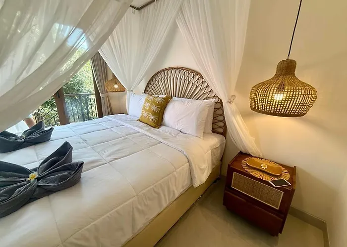 Villa Nanee - Legian - 5 Bedroom - 5 Bathroom